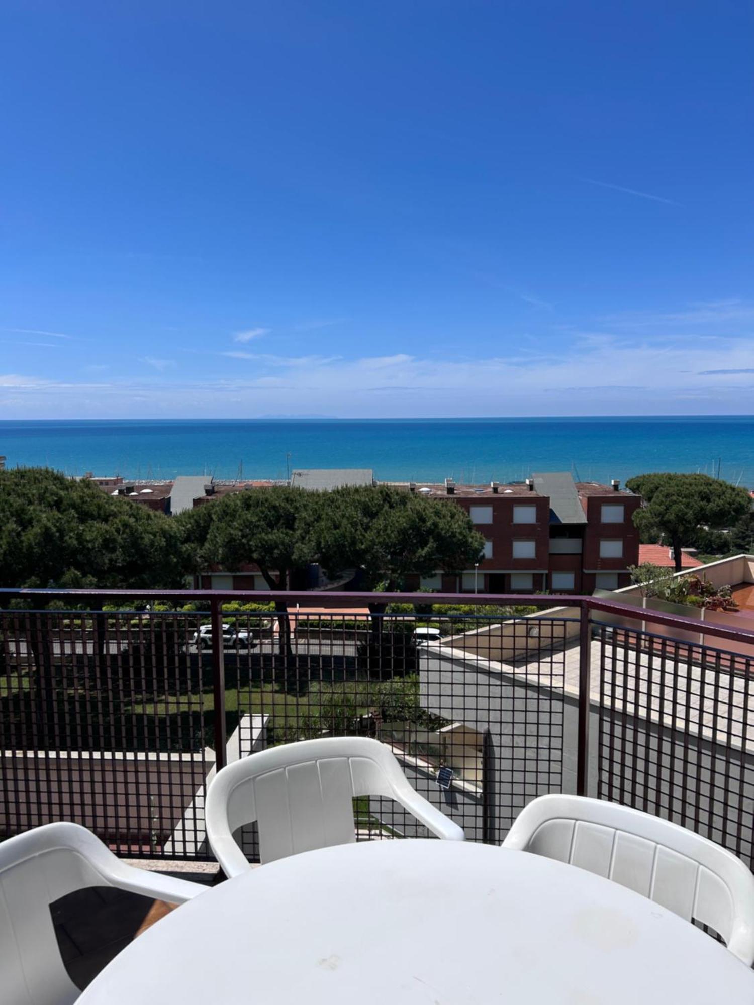 Residenze Etruria Aparthotel San Vincenzo Exterior foto