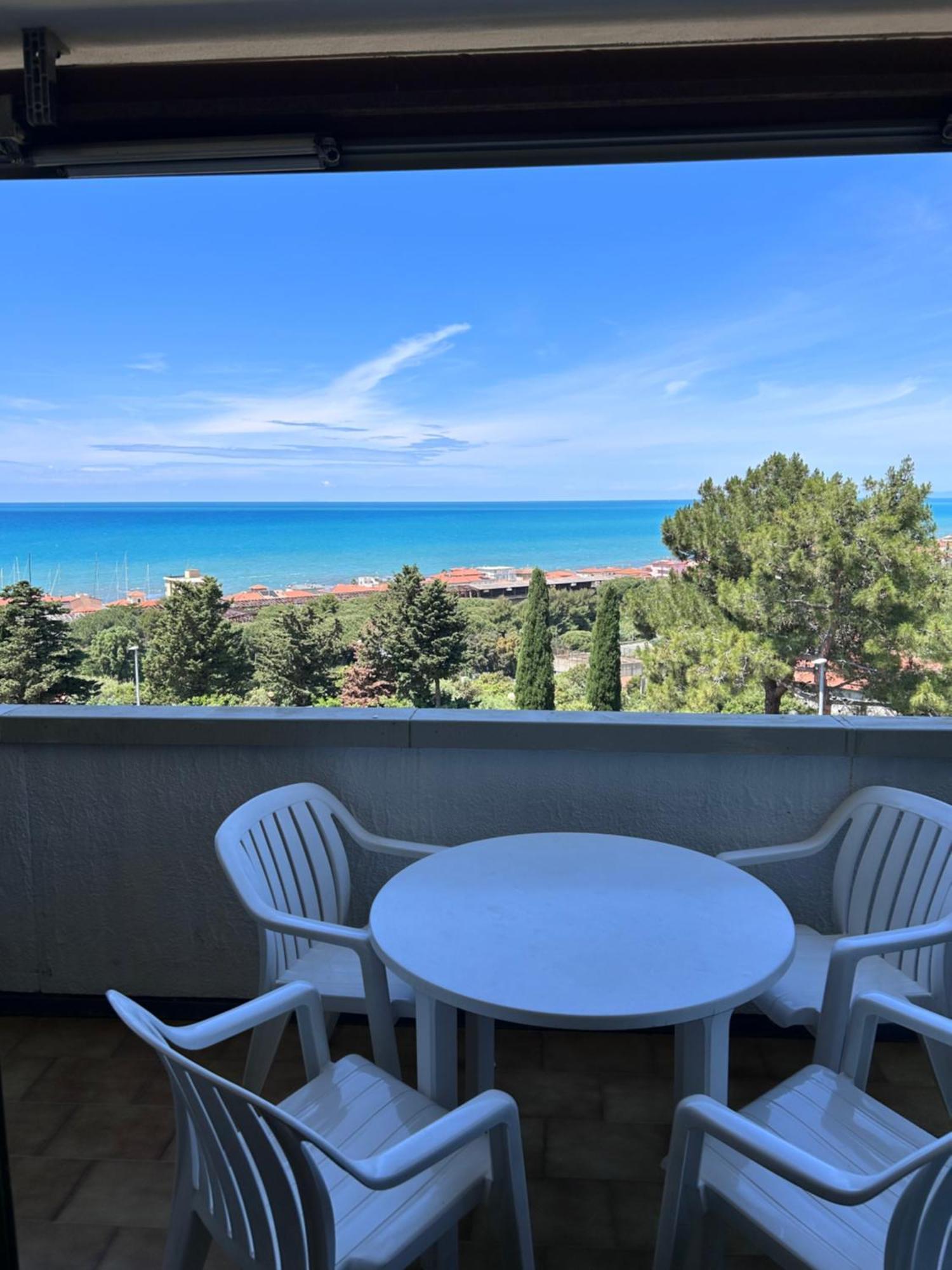 Residenze Etruria Aparthotel San Vincenzo Exterior foto