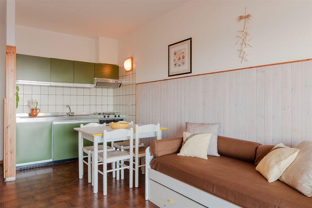 Residenze Etruria Aparthotel San Vincenzo Exterior foto